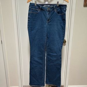 Eddie Bauer - Curvy Bootcut Jeans - Sz.12